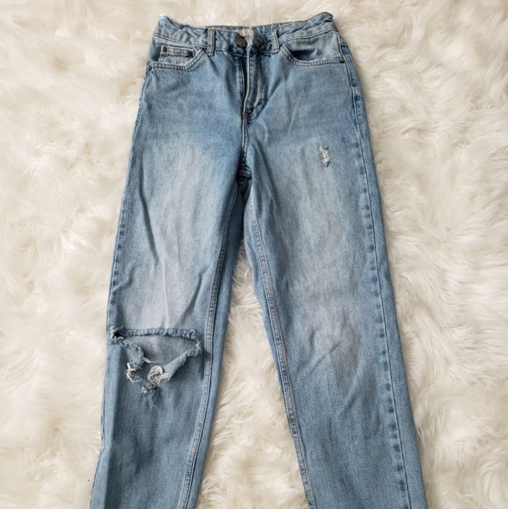 TOPSHOP Mom Jeans